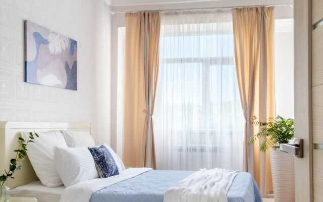 Квартира класса Комфорт в центре спальня + гостиная от Piligrim-KMV