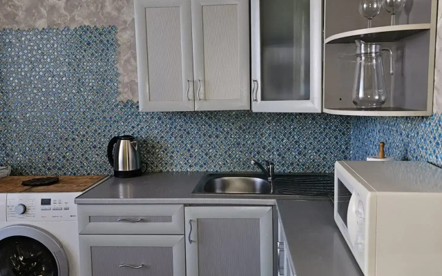 Апартаменты Домашний Очаг на Ул Артема 118