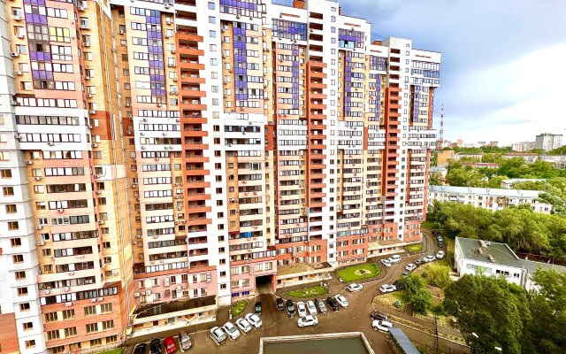 Апартаменты на 13 этаже в ЖК «Современник» рядом с МТЛ-Арена