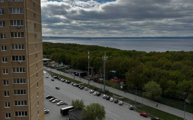Kvartira Studia s vidom na Volgu