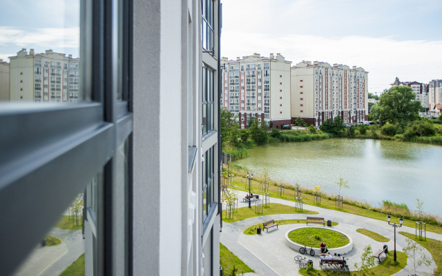 S vidom na ozero Flat