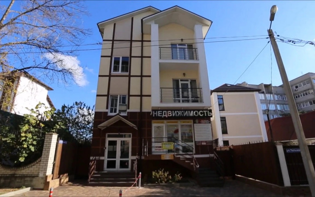 Apartamentyi-Studiya Na Telmana	