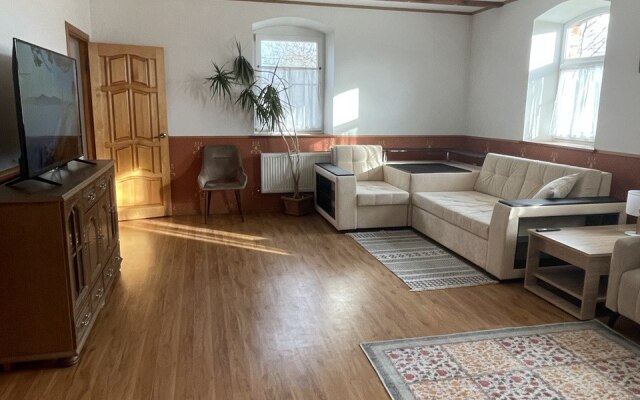 Апартаменты с беседкой на Туристической