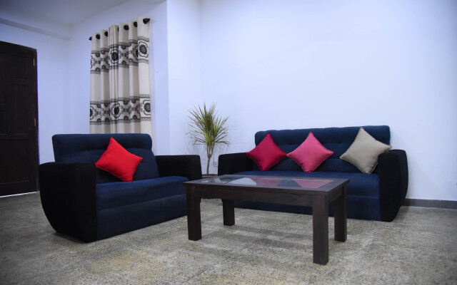 Relax House