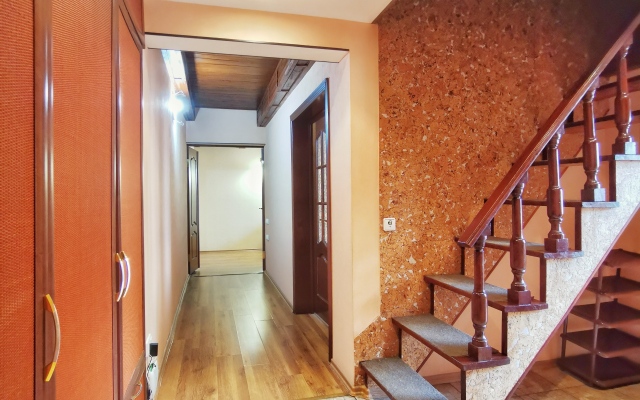 Apart-Comfort Dvuhurovnevye na Volzhskoj Naberezhnoj 49/1 Apartment