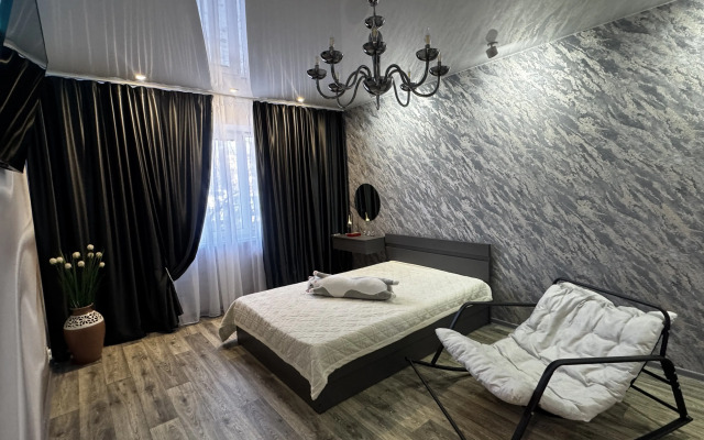 Prostornaya 3 Komnatnaya Flat