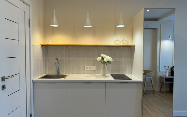 V Klubnom Dome Trilogiya Flat