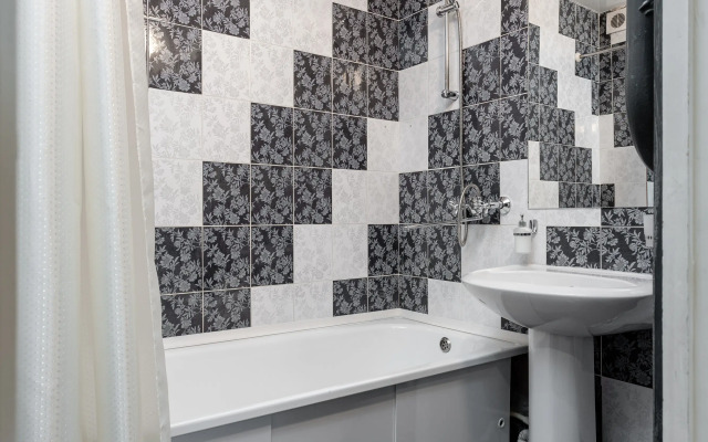 Krasroom vozle TC Planeta Flat