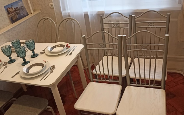 Tcentr 3 izolirovannykh komnaty Apartments