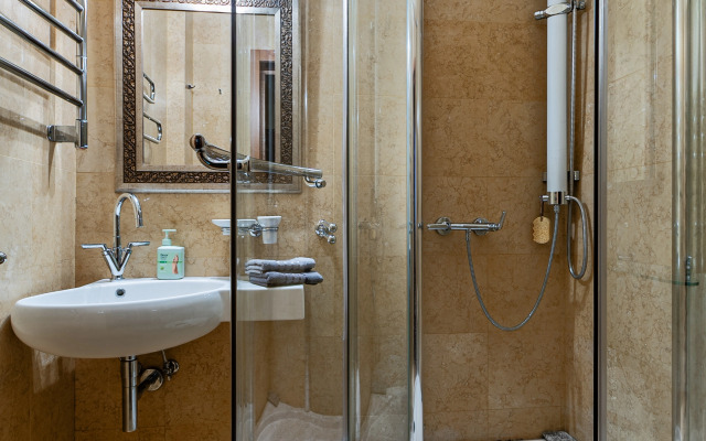 Уютная квартира  на Тверской, вблизи Патриарших прудов, метро Маяковская