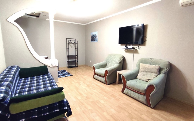Tsentr Goroda Krasnaya 6 Etazh 8 Flat