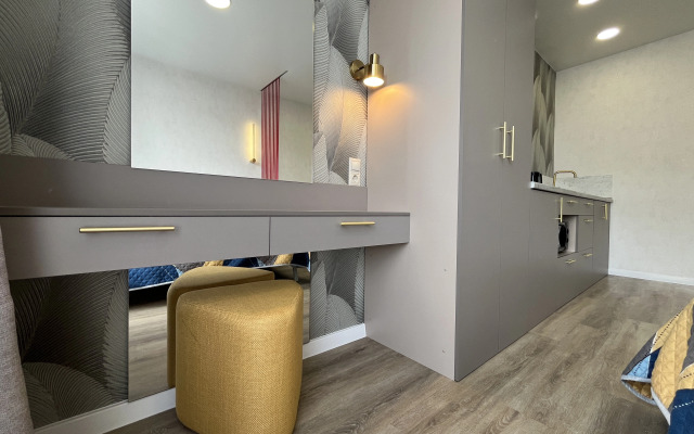 Unique Apart Listva v elitnom ZhK ryadom so Znamenskim Soborom i Gubernatorskoy kadetskoy shkoloy MChS na Michurina 58/1 Apartments