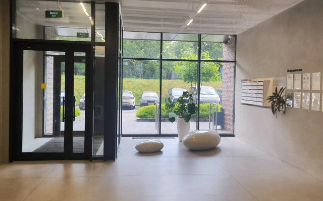 Квартира Комфортная с Просторной Гостиной, Спальней, Детской, Кабинетом и Двумя Санузлами