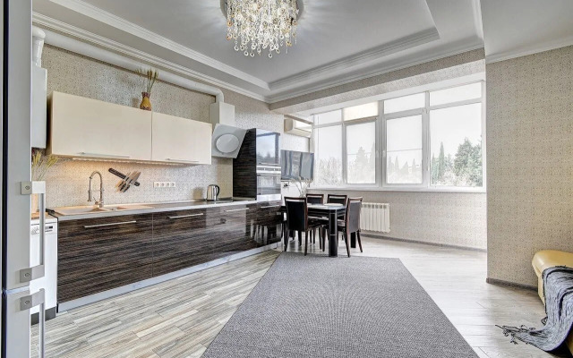 Na Pereulke Rakhmaninova 39/12 Flat