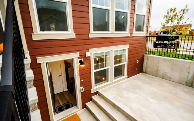 GLOBALSTAY New Apartments in Cranbrook Free street parking Apartments