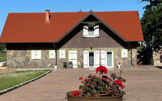 Жилые помещения Белый филин