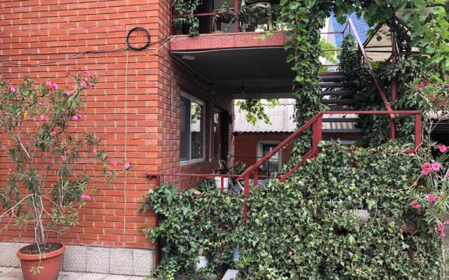 Peschanaya living quarters