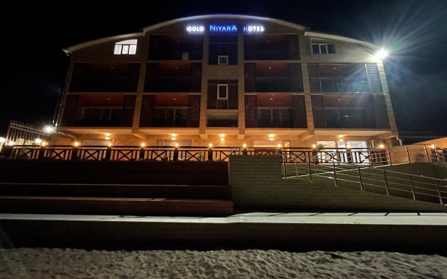 Gold Niyara Hotel