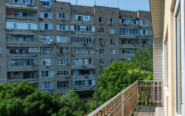 Na Leselidze 10b Guest House