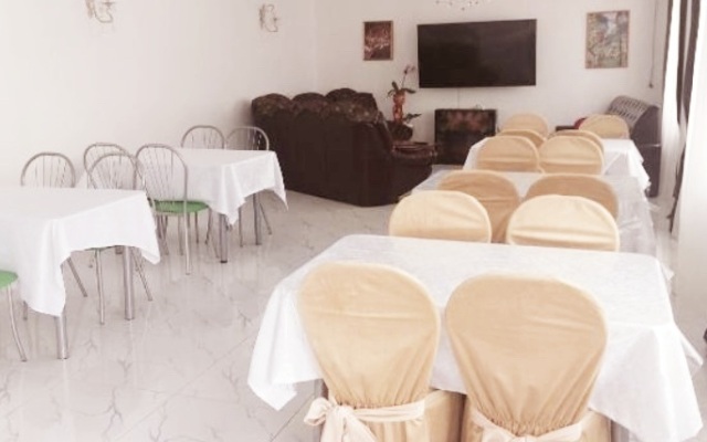 Semeyny Guest House