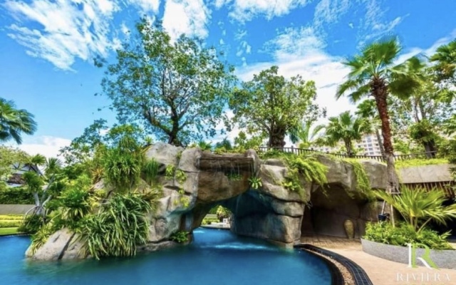 Riviera Wongamat Beach Apartments