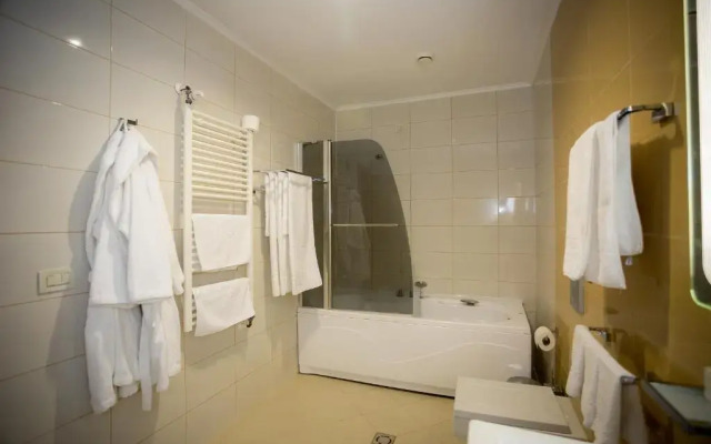 Colosseo Hotel