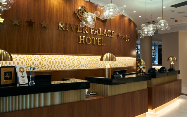 Отель River Palace