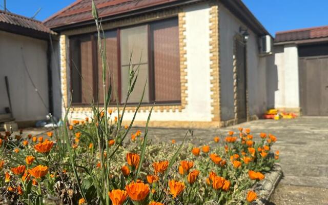 Частный Дом Дача Хазар на Мира 33