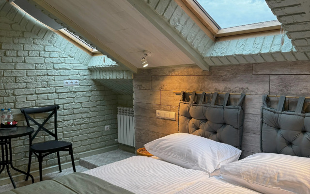 Dizayn-Otel Cherdak Mini hotel