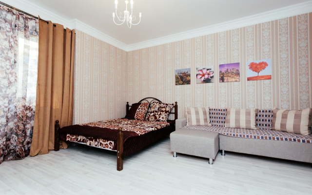 Апартаменты Российская 267