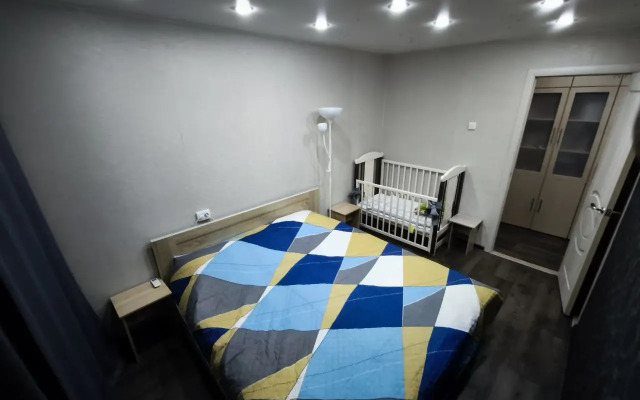 Aleksandra Nevskogo 27 Apartments