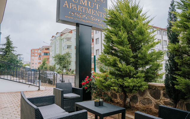 Umut Apartments