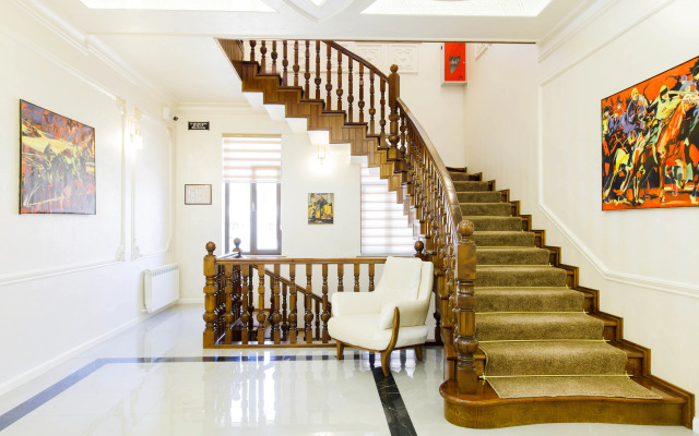 Dali Samarkand Hotel