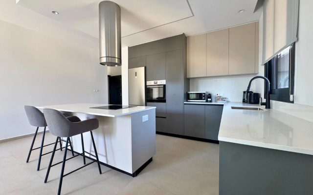 Отель Hypnos Park View