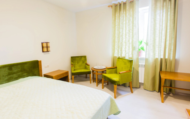 Отель УЮТ-Ермолино