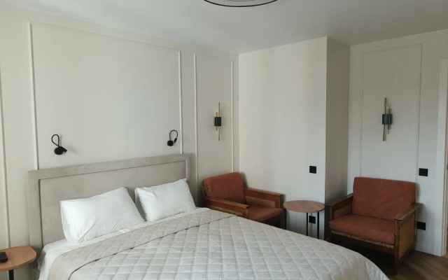 Biznes-Apart Gavan Smolenki Flat