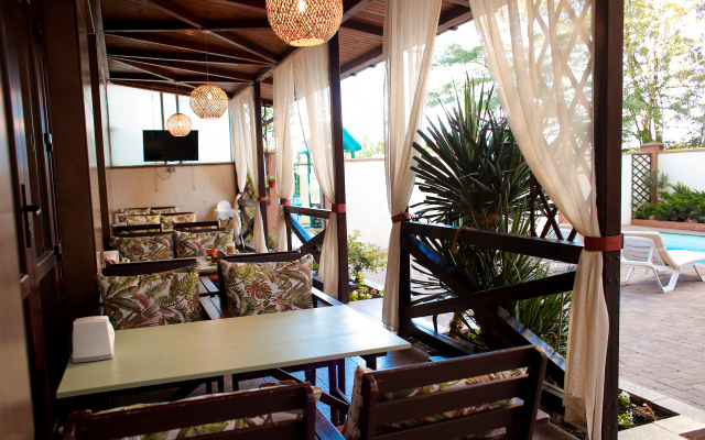 Marko Polo Hotel