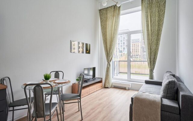 Na Novoserednevskom Prospekte 17/1 Apartments