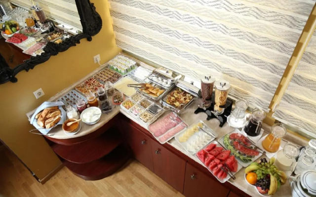 Clover Boutique Hotel