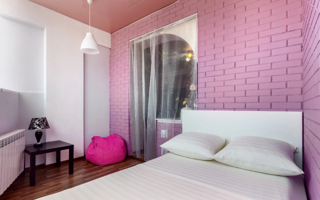 Na Prospekte Lenina Flat