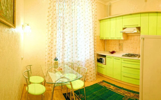 Na Bolshoy Morskoy 5 Apartments