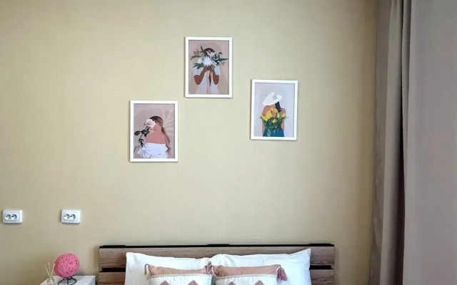 Studiya Vozle Bobrovogo Loga Flat