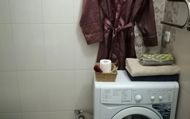 Честная Студия Четыре Угла ТЦ Аура