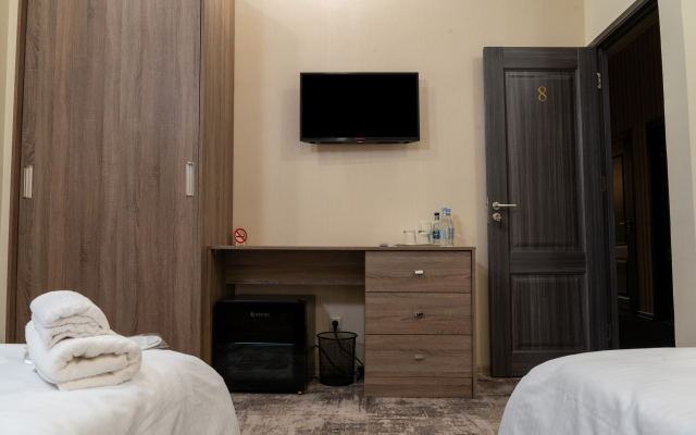 Aeka Hotel