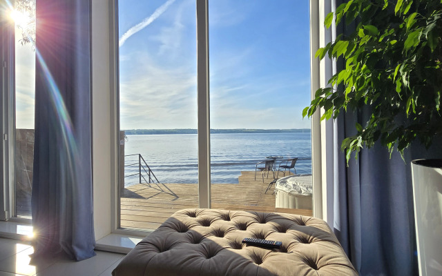 Частный дом на улице Полуостров Маленький