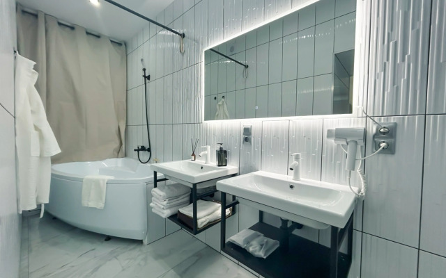 Апартаменты О-Бутик Галерея — Петропавловский