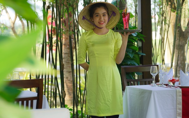 Отель Hoian Field Villa and Spa