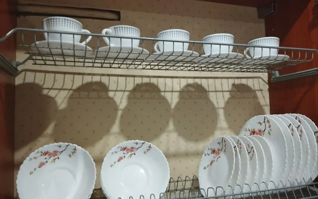 Na Ulitse Bagrationa 7 Flat