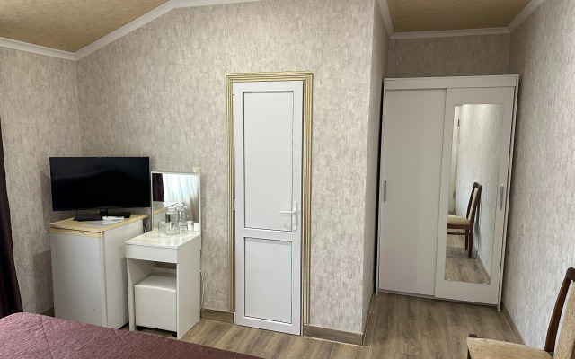 Klyuchevoy 9 Guest House