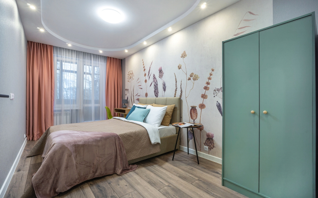 Квартира трехкомнатная Queenstay Остров мечты на Коломенской